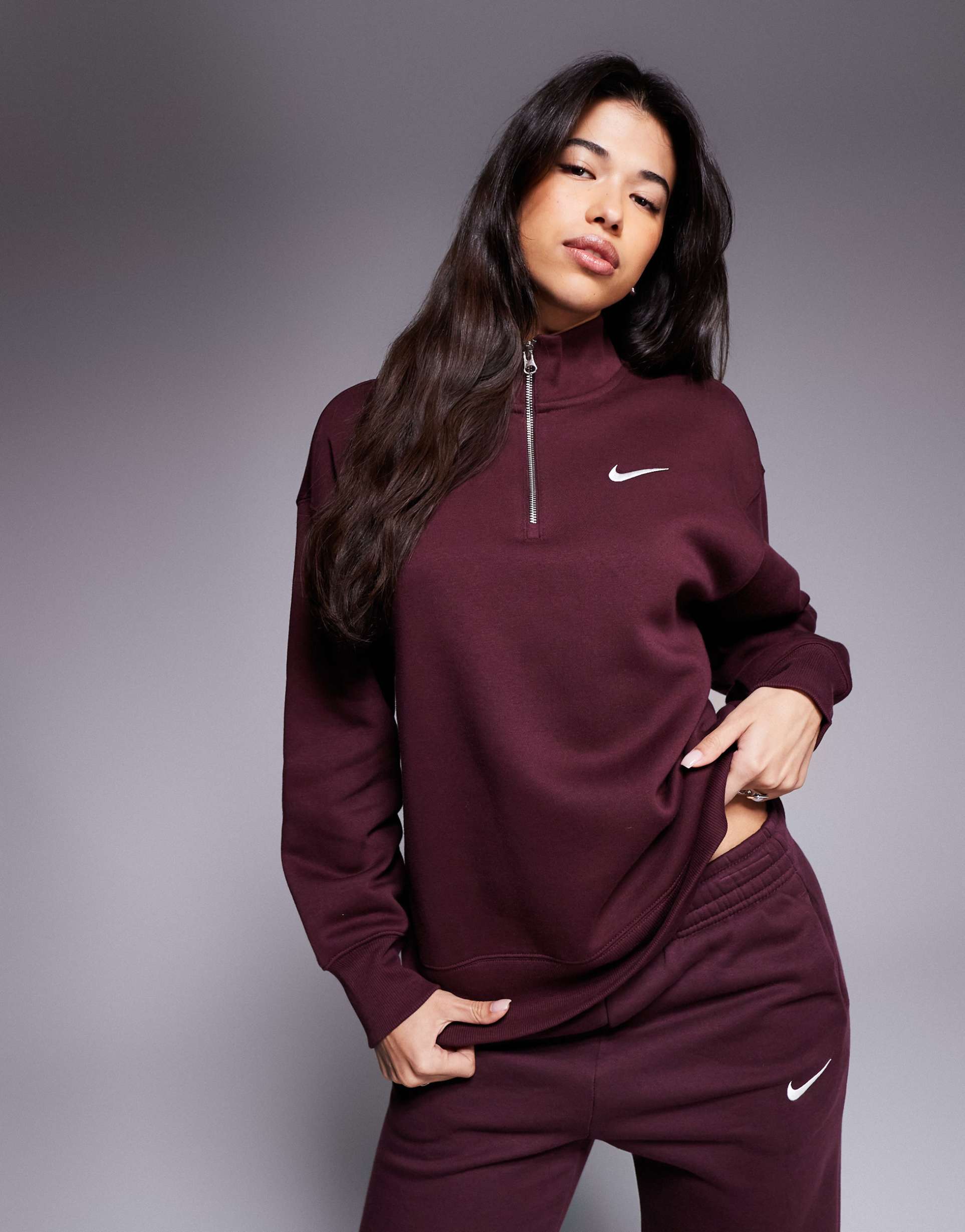 nike phoenix fleece oversized quarter zip sweatshirt in burgundy