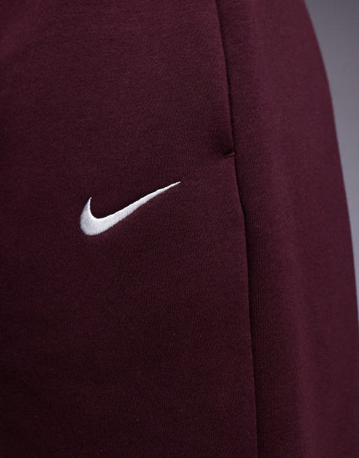 Nike Phoenix Fleece oversized sweatpants in burgundy, 3 of 5