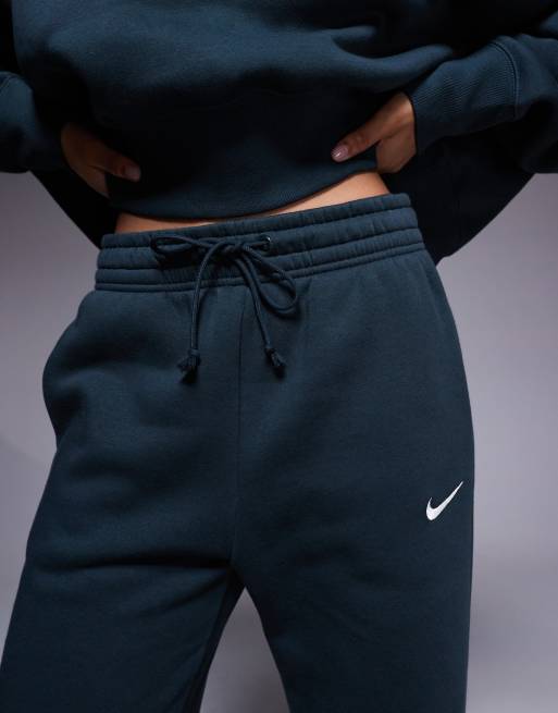 Nike Phoenix Fleece oversized sweatpants in dark green, 4 of 5