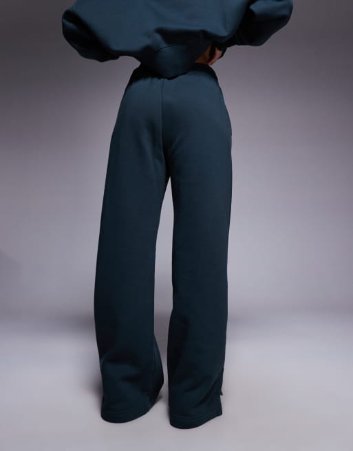 Nike Phoenix Fleece oversized sweatpants in dark green, 5 of 5