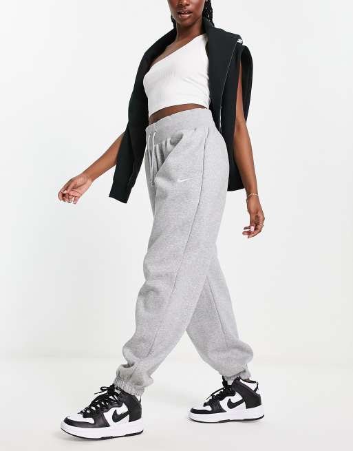 Correspondiente a tenis toxicidad Nike Phoenix Fleece oversized sweatpants in gray | ASOS