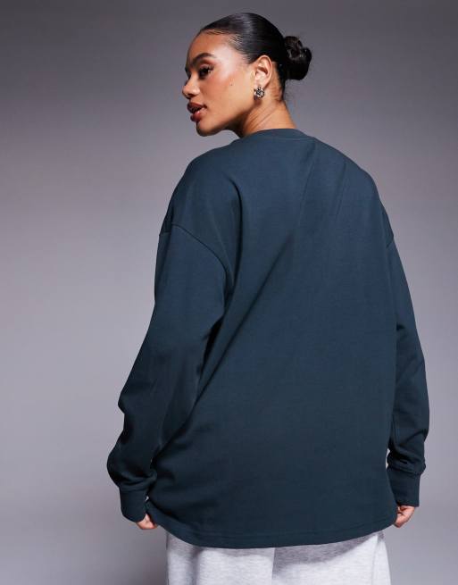 Nike Phoenix Fleece oversized sweatshirt in dark green, 4 of 4