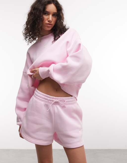 Nike Phoenix Fleece shorts in light pink , 2 of 5