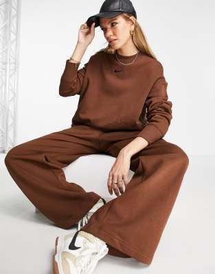 Nike Phoenix Fleece sweatshirt in brown ASOS