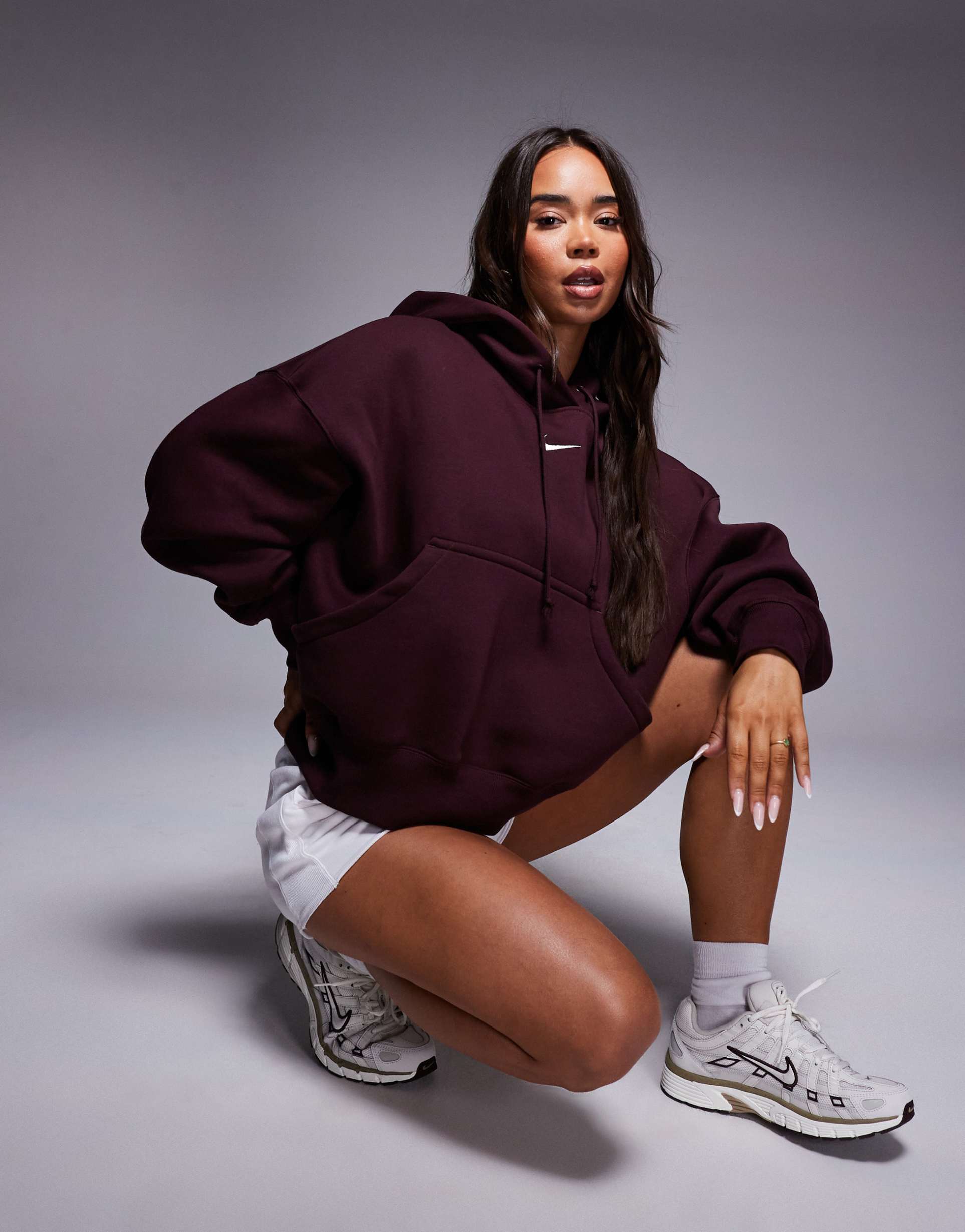 nike phoenix over-oversized hoodie in burgundy