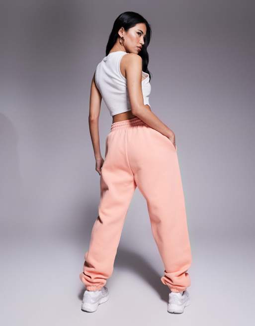 Nike Phoenix oversized high waisted fleece joggers in pink, 2 of 5
