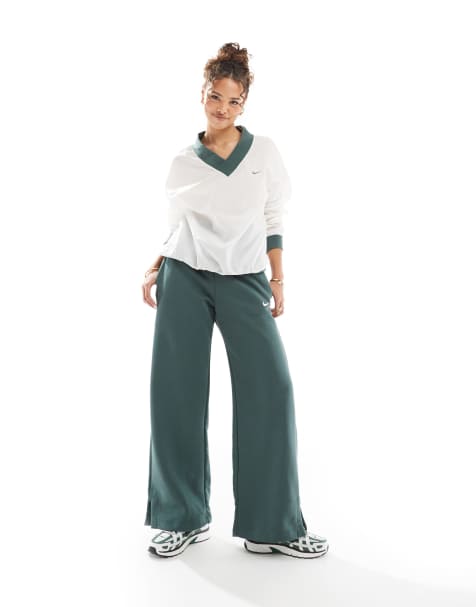 Nike - Phoenix - Oversized joggingbroek van fleece met wijde pijpen in groen - view 1