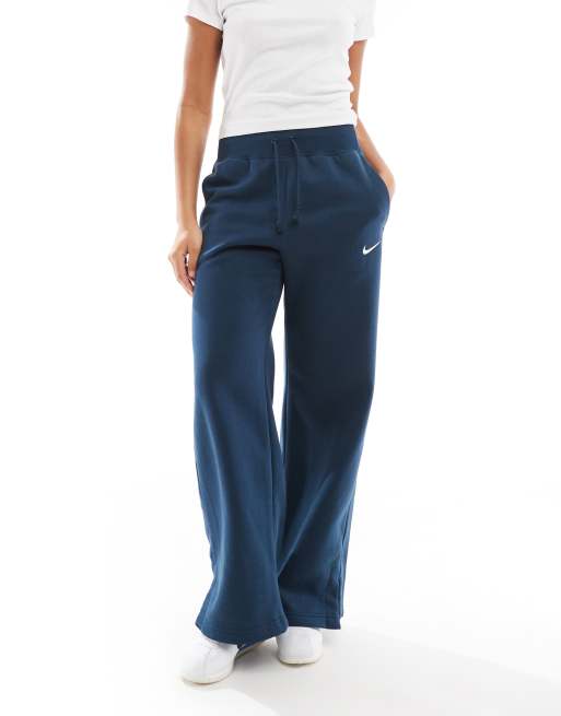 Nike - Phoenix - Oversized joggingbroek van fleece met wijde pijpen in marineblauw, 2 van 5