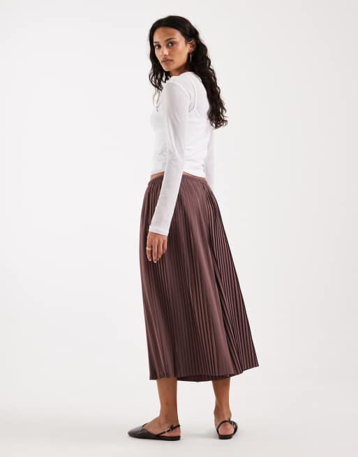 Nike pleated skirt in brown , 5 of 5