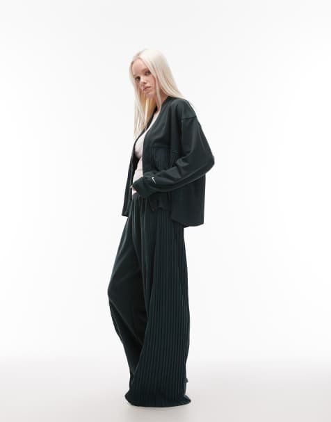 Nike pleated wide leg pants in dark green - view 1