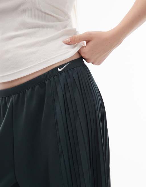 Nike pleated wide leg pants in dark green, 2 of 5