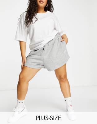 nike club essential shorts