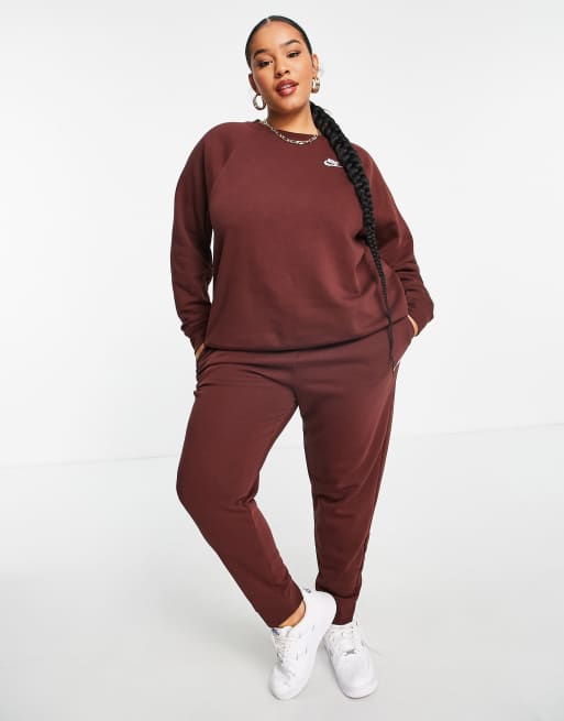 Plus size jogger set nike hot sale