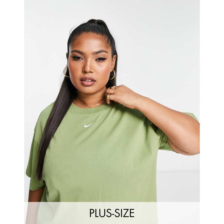 Nike Plus Essential mini swoosh boyfriend t shirt in alligator green