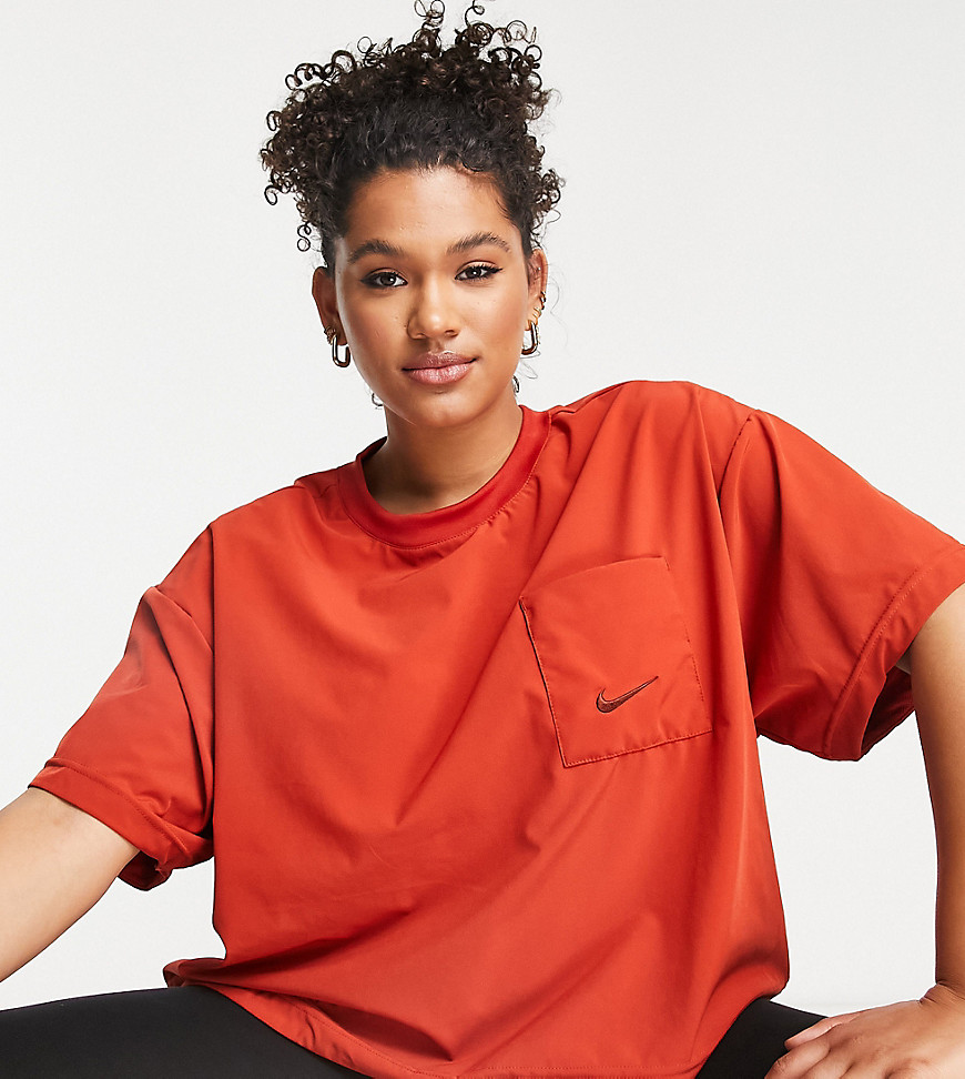 Nike Plus everyday modern boxy crop t-shirt in cinnabar brown