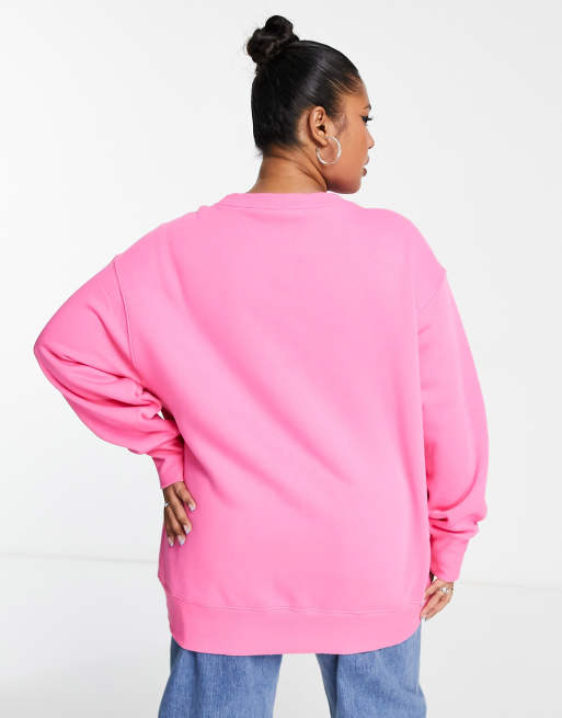 Nike Plus – Oversized-Sweatshirt in Pink mit Rundhalsausschnitt und sehr kleinem Swoosh-Logo, 2 von 4