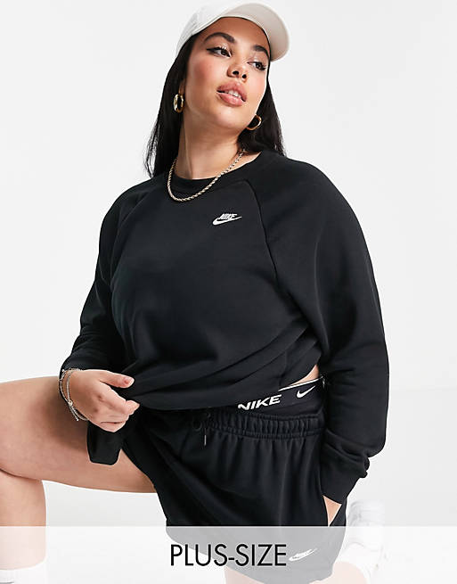 Nike Plus Size essential sweatshirt crew neck in black