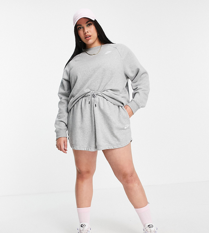 Nike Plus Size essential sweatshirt crew neck in grey
