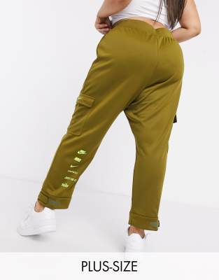 nike cargo joggers green