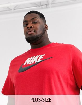 Nike - Plus - T-shirt met swoosh in rood
