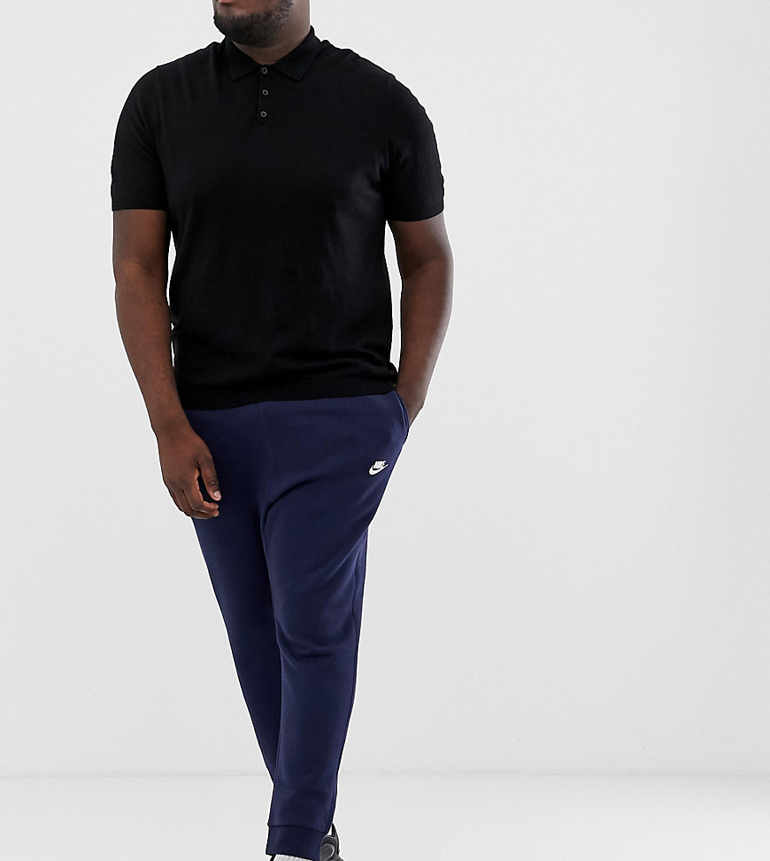 Nike – Plus Club – Mörkblå mjukisbyxor med Swoosh-logga 804408-451-Marinblå