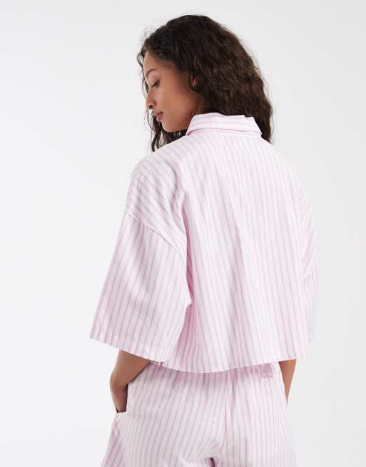 Nike poplin striped woven shirt in pink, 4 of 4