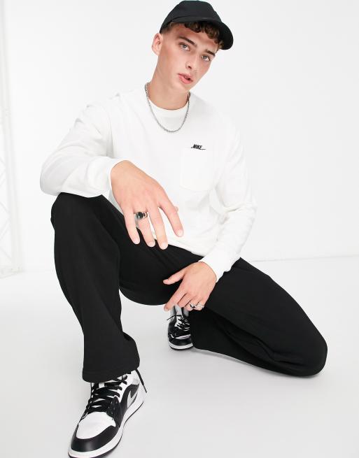 Nike premium essential online sweatshirt