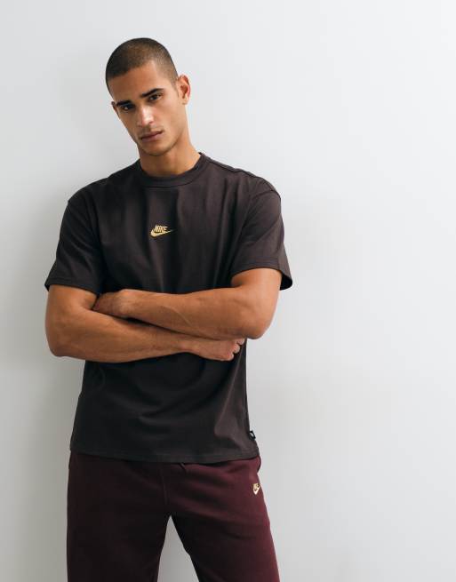 Nike Premium Essential t-shirt in brown, 3 of 5