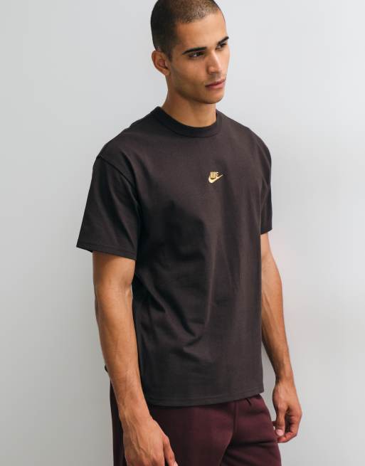 Nike Premium Essential t-shirt in brown, 5 of 5