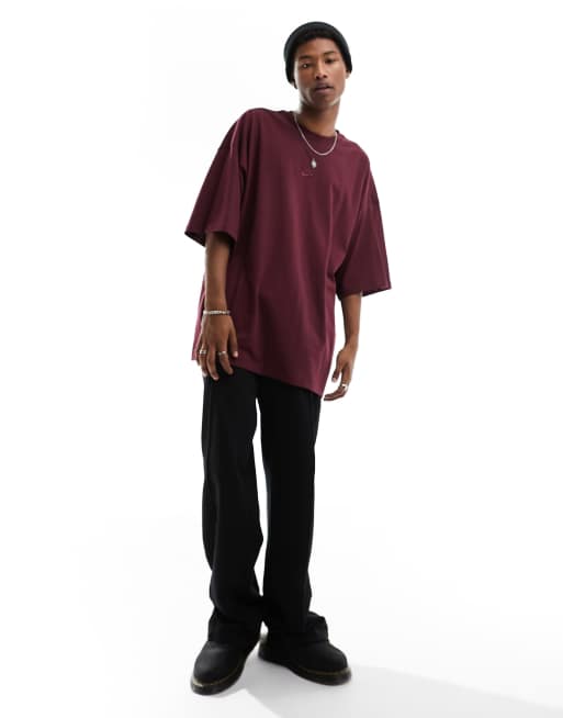 Nike Premium Essential t-shirt in burgundy