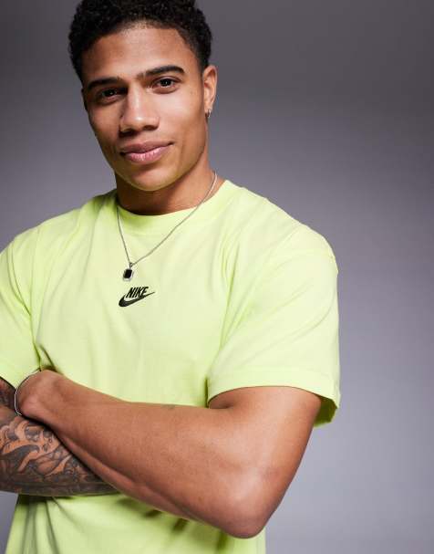 Nike Premium Essential t-shirt in yellow - view 1