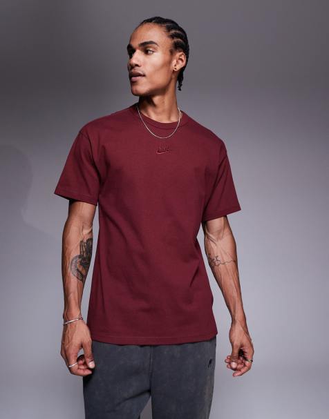 Nike - Premium Essentials - Bordeaux T-shirt - view 1