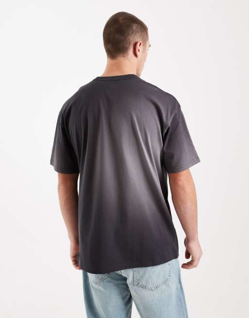 Nike – Premium Essentials – Gråtvättad t-shirt, 3 av 5