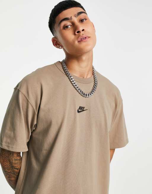 Nike premium t store shirt