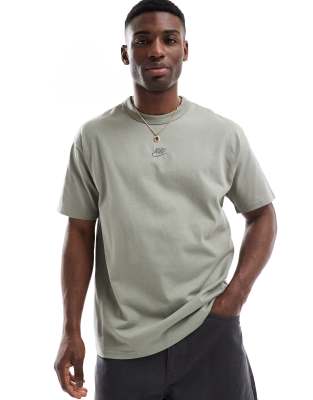 Nike Nike Premium Essentials oversized t-shirt in khaki-Green