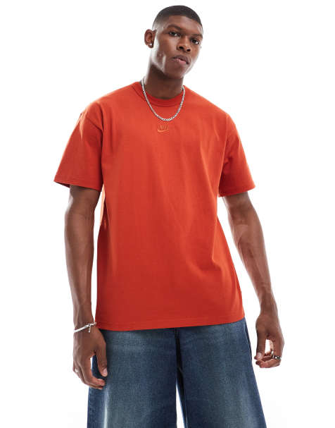 Nike Premium Essentials oversized t-shirt in red - view 1