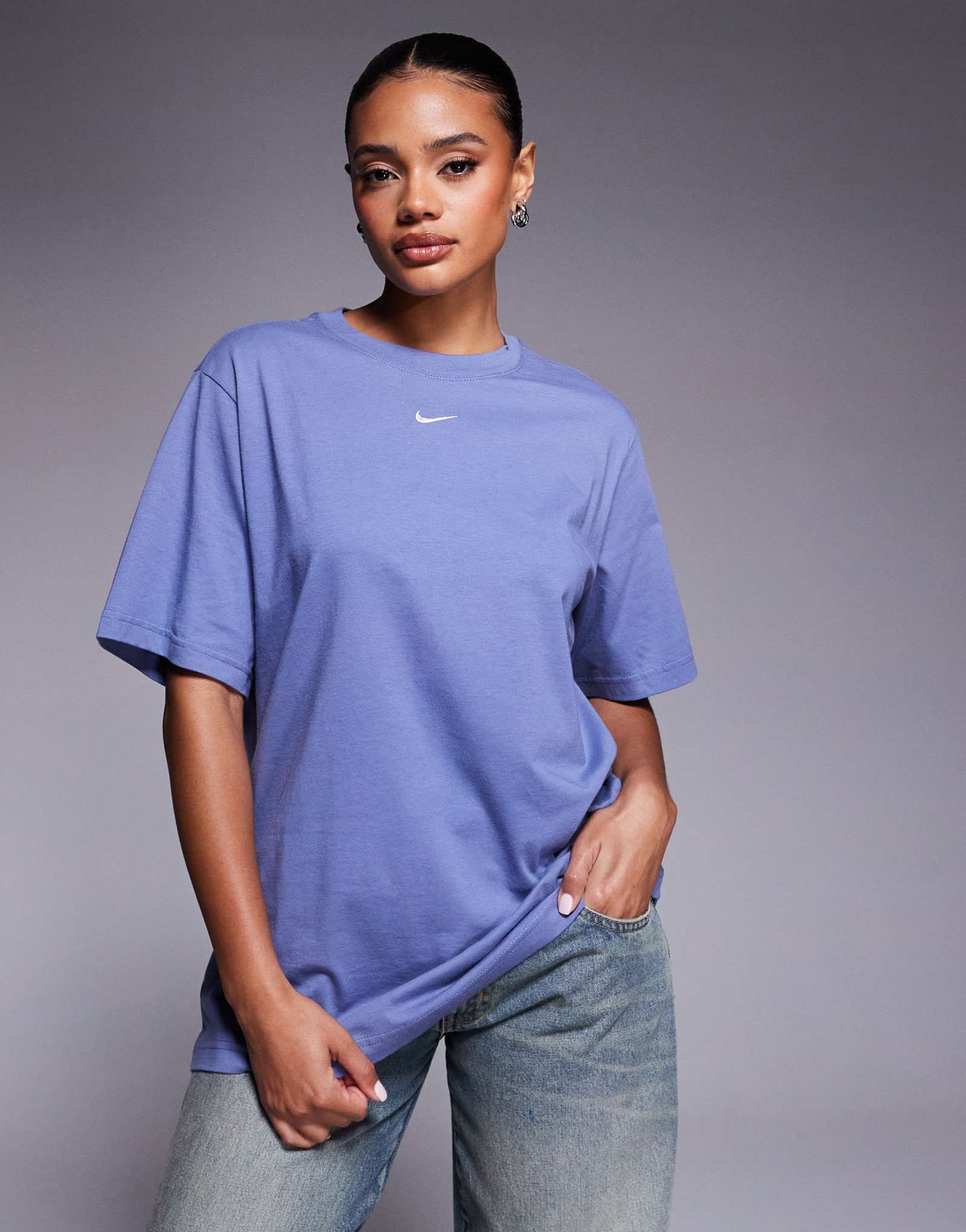 Футболка Nike Premium Essentials синего цвета