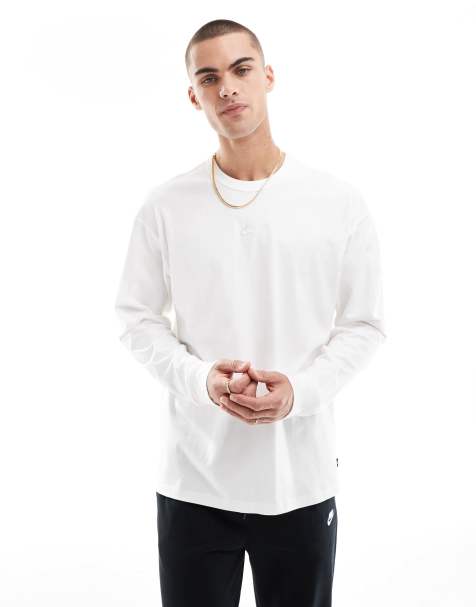 Nike - Premium Essentials - T-shirt met lange mouwen in wit - view 1