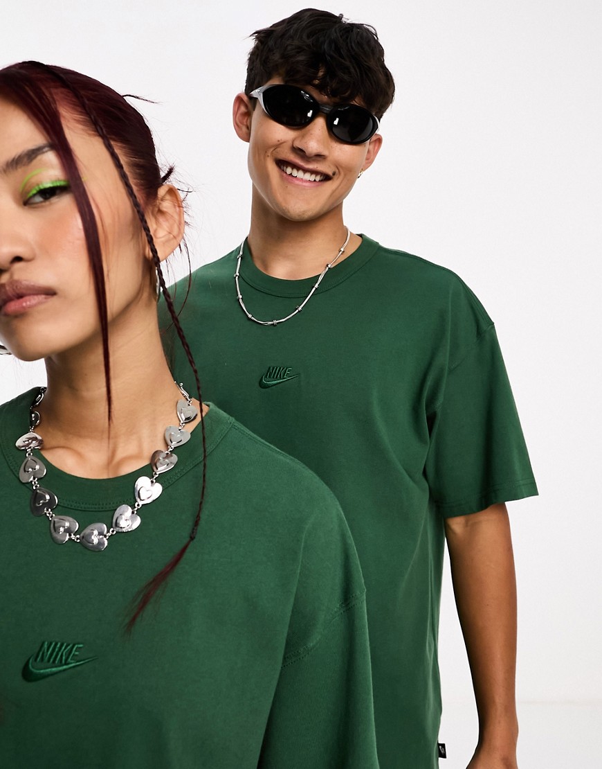 Nike Premium essentials unisex logo t-shirt in green