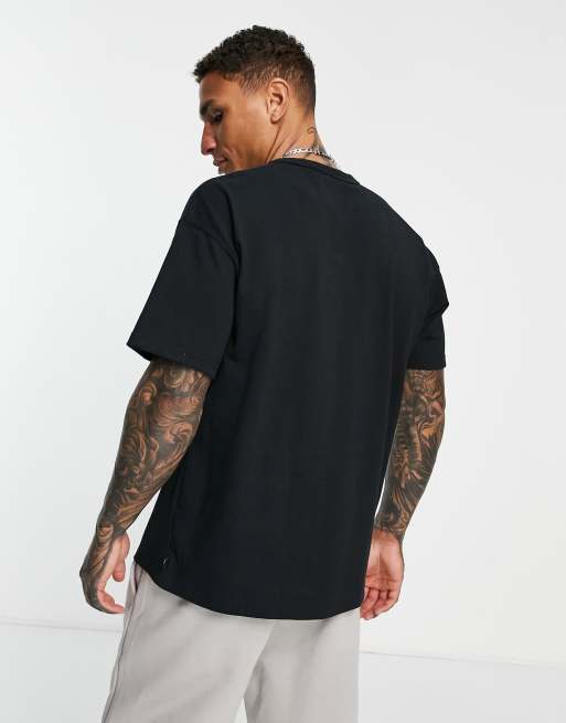 Nike Premium Essentials unisex oversized t-shirt in black