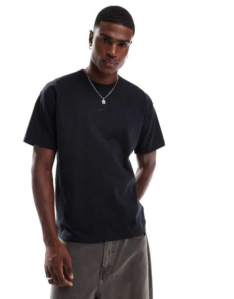 Nike Premium Essentials unisex oversized T-shirt in black - view 1