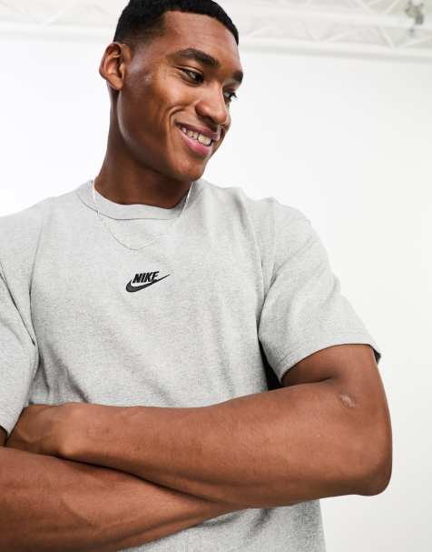 Nike - Premium Essentials - Unisex oversized T-shirt in donkergrijs - view 1