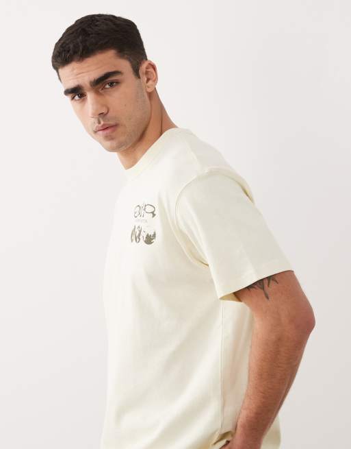 Nike Premium graphic T-shirt in off white, 5 of 5