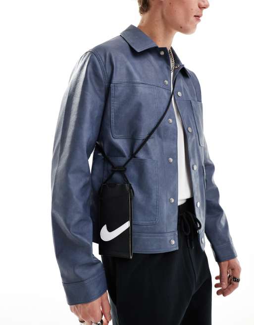 Nike Premium phone pouch crossbody bag in black | ASOS