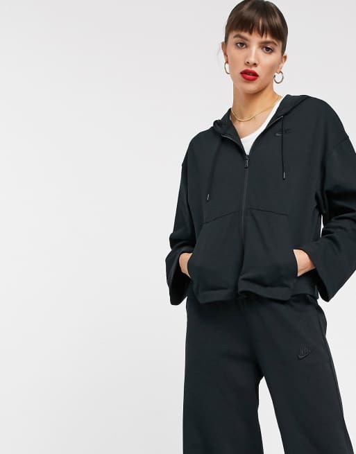 Nike store premium zip