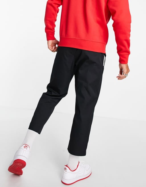 Nike cropped outlet woven trousers