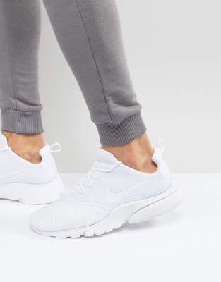 Nike Presto Fly Trainers In White 