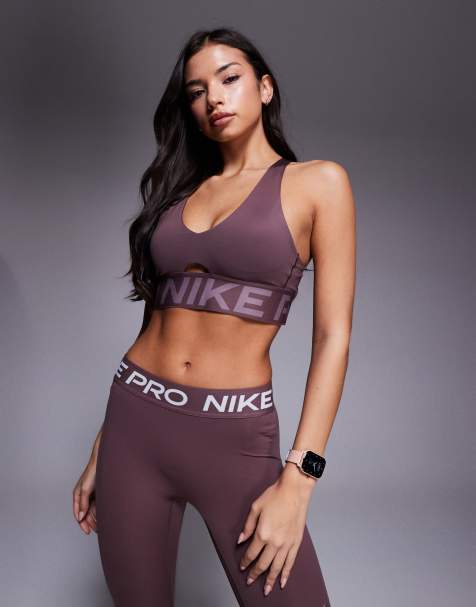 Nike Pro – Dri-FIT – Ciemnofioletowy biustonosz sportowy modelujący sylwetkę - view 1