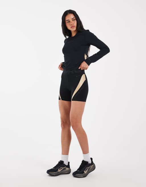 Nike Pro Dri-FIT Keely Hodgkinson Langarm-Oberteil in Schwarz und Gold, 3 von 4