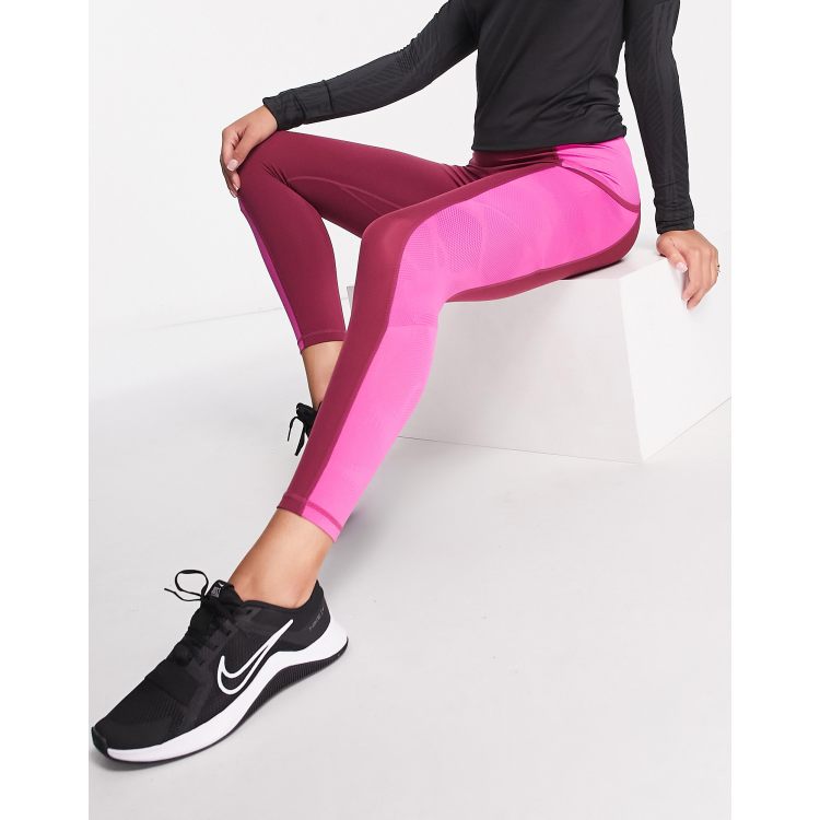 Nike Pro Femme Training dri fit high rise 7 8 leggings in purple